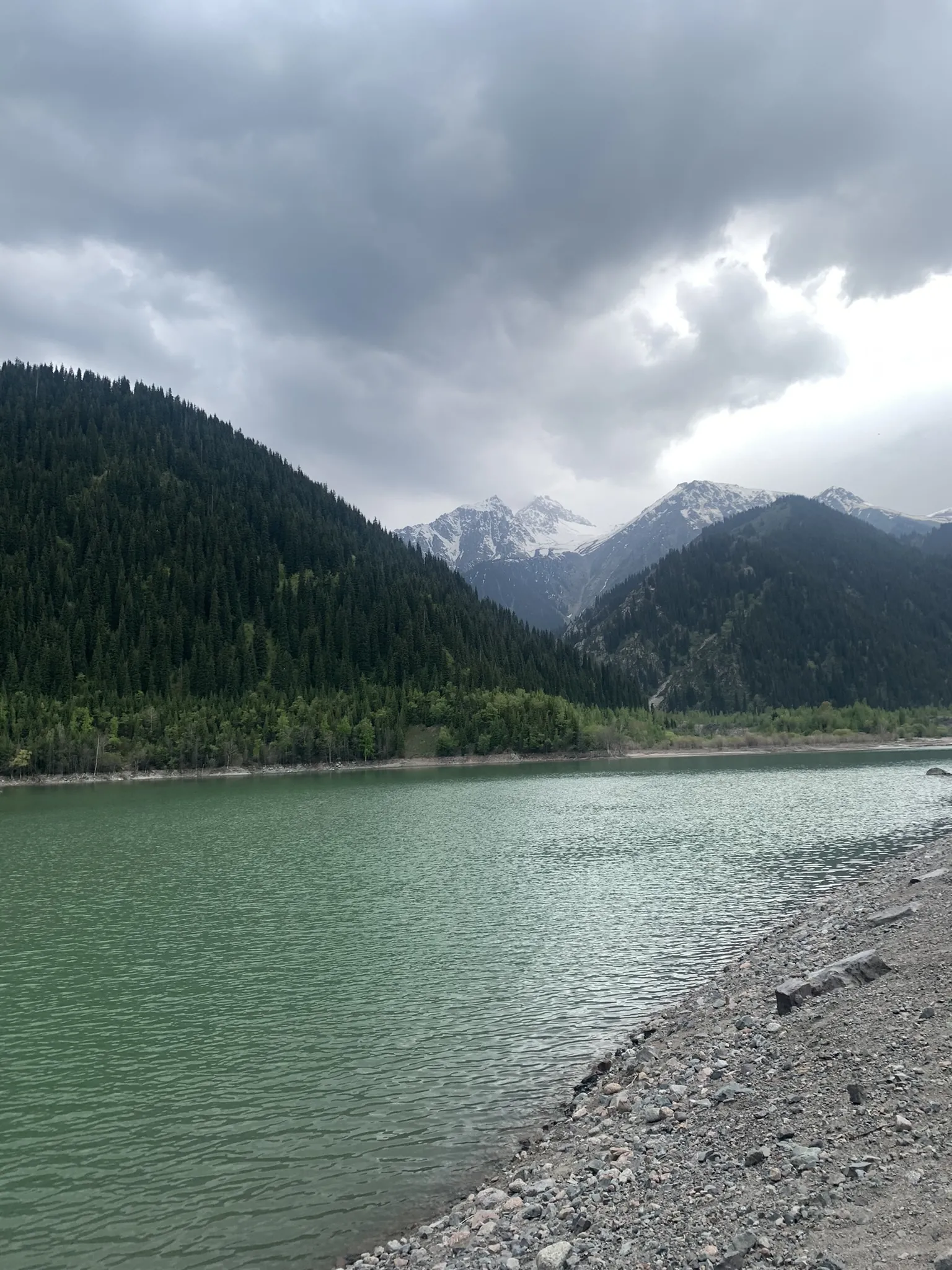 Озеро Иссык — горное озеро в ельнике под Алматы — 2