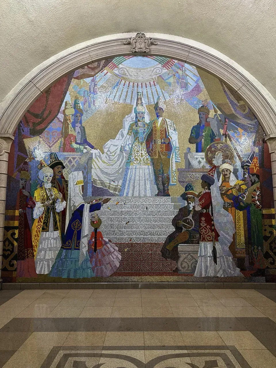 Станции метро Алматы — казахские орнаменты и авторский дизайн — 5